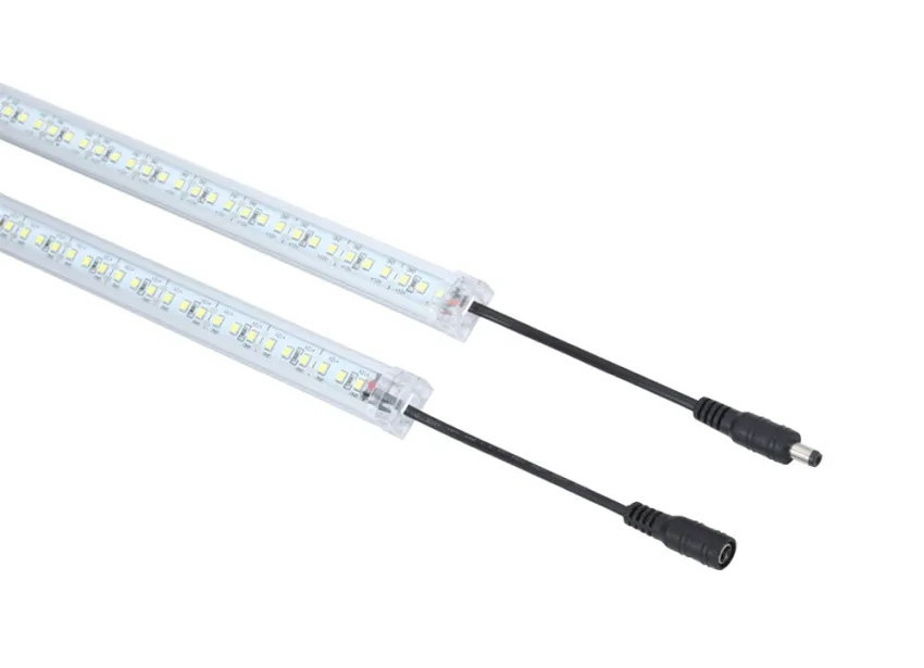 MSS LED Leuchte mit Schalter 800mml – connector 2