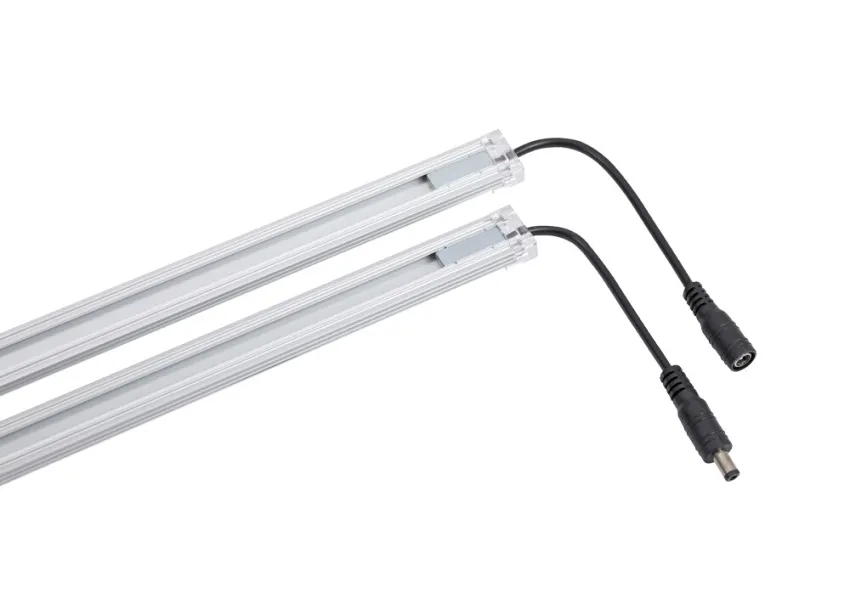MSS+ LED Leuchte mit EU Stecker und Schalter 800mml – magnet
